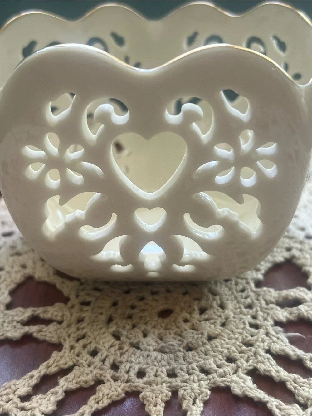 Lenox Basket Pierced Heart Porcelain Basket Bowl Ivory Gold Trim USA Scalloped